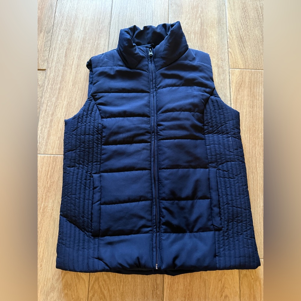 New York & Company Dark Blue puffy quilted Vest